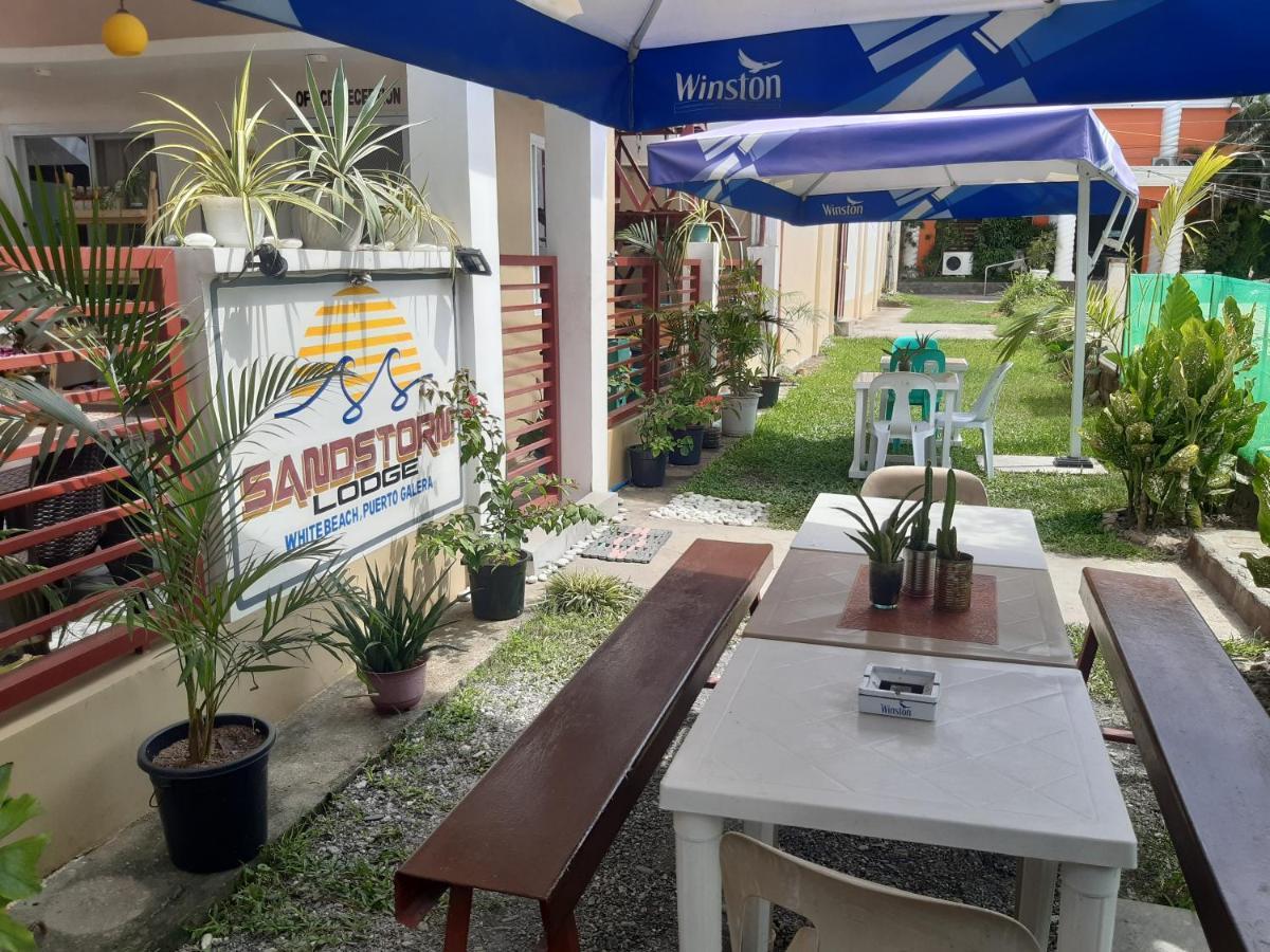 Sandstorm Lodge And Cafe Puerto Galera Exterior photo